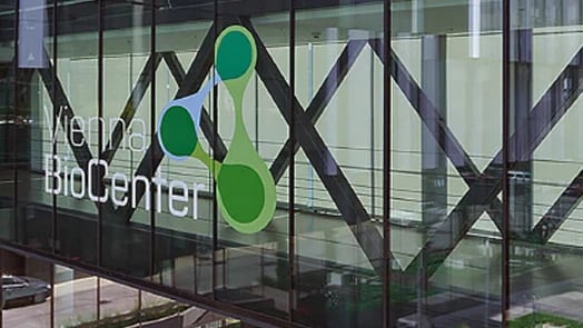 Revolutionizing life sciences and interdisciplinary research through easy access to ultra-modern HPC cloud platform.